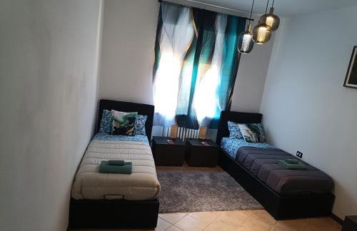 Central Milano 2-Room Apartment with Balcony - Photo 11