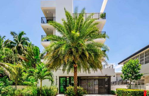 Bayview Villa by Rove Travel - Waterfront with Patio - Foto 54