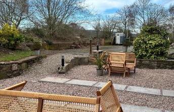 Shepherds Hut - Photo 24