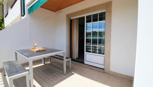 Family Beach House in Amorosa, Northern Portugal - Photo 5