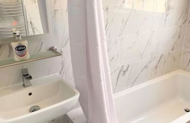 Entire Apartment hosted by Pius - Foto 20