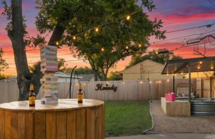 NEW! CowboyPool* 2Kings* Sleeps12* GroupTrip* - Foto 56