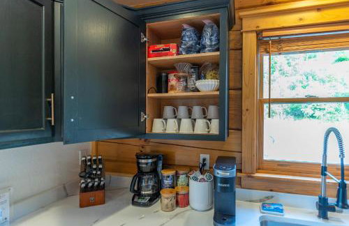 Whiskey Hills - Newly Remodeled Luxury Cabin with Hot Tub, Incredible Views close to Asheville, walk to Hatley Pointe & Ski! - Foto 10