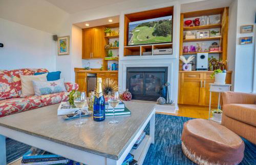 Waterfront luxury w-beach resort-pool-golf-tennis-fishing & views! - Foto 15