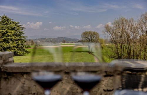 Incantevole vista dalle mura del castello. - Foto 23