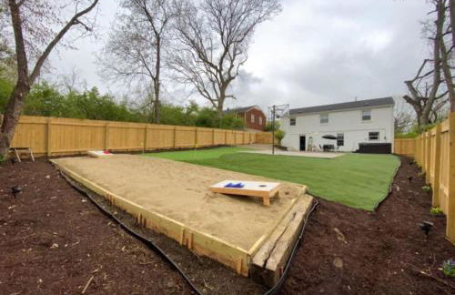 New Listing The Playhouse with Spa Games & More - Photo 24