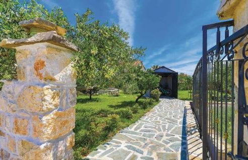 Gorgeous Home In Trogir With Sauna - Foto 17