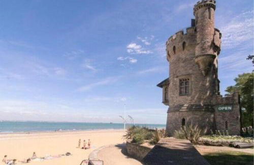 Apartment 3 The Old Drill Hall - Photo 24