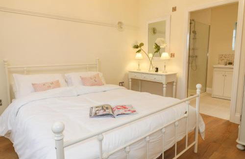 March Hare - Photo 9