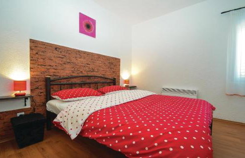 Lovely Home In Unesic With Sauna - Foto 38