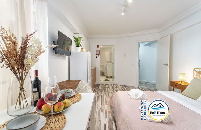 BnB Homes Elegant Apartment 50 m Walk From Beach - Foto 2