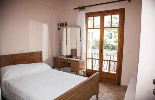 Lixouri Central Residence - Photo 8