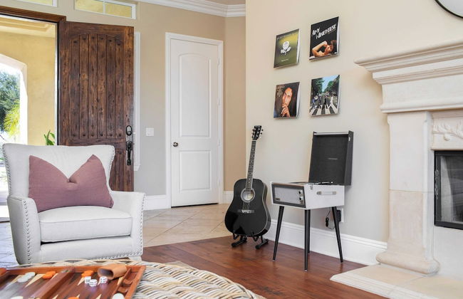 Bear Bridge by Avantstay Hilltop Haven in Temecula w/ Views, Putting Green & Hot Tub - Foto 11