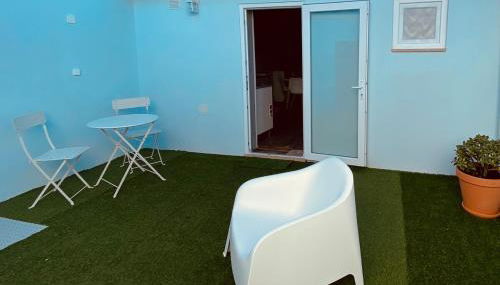 AL BIONDI COMENDA Cozy Home for 2 Pax with Kitchen and Patio - Foto 4