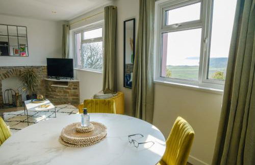 Priory Bay Escapes - Matahari - Photo 24