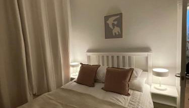 Cosy Coastal getaway 2 bed flat in Largs - Foto 3