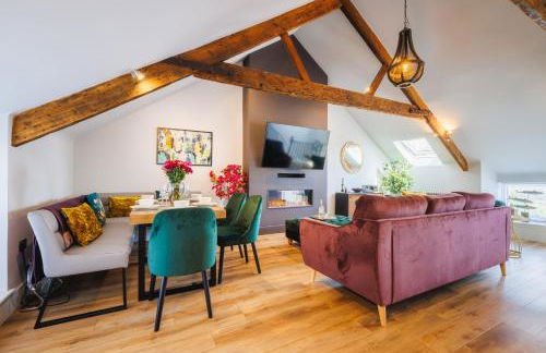 A stunning 3 bed Apartment - Photo 11