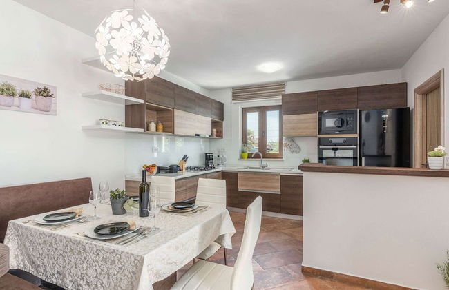 Villa in Brtonigla With Private Pool - Foto 11