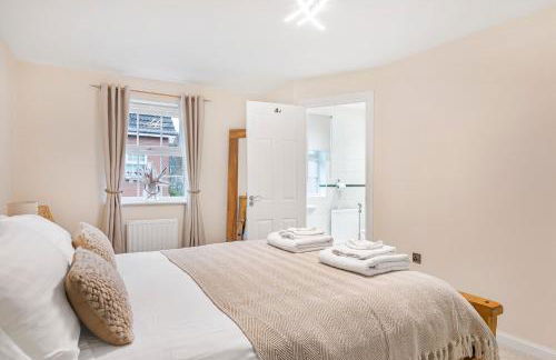 The Roost Group - 8-Bed Home, 5 Mins to M25&A13 - Foto 23