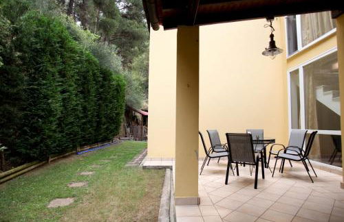 Six Steps From The Forest - Photo 45