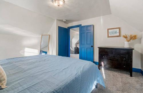 5BR Minutes to Salem|Historic Downtown Beverly - Photo 36