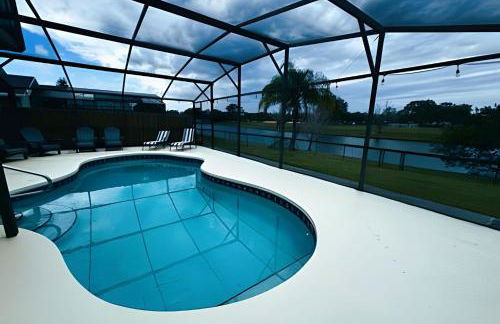 Lakeside Pool Home, Games close to Disney & Malls - Foto 32