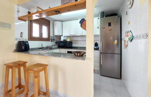 3 Bedroom Cozy Home In Peñíscola - Photo 5