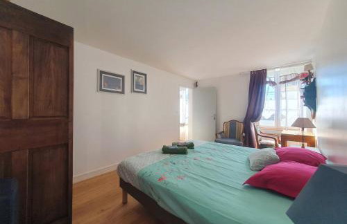 Maison historique - cour - centre-ville -plage 10 mn - Foto 8