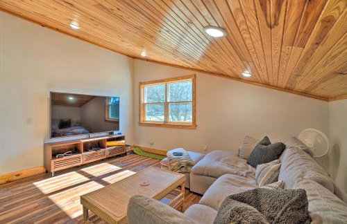 Idyllic Cotter Escape Steps to White River! - Foto 18