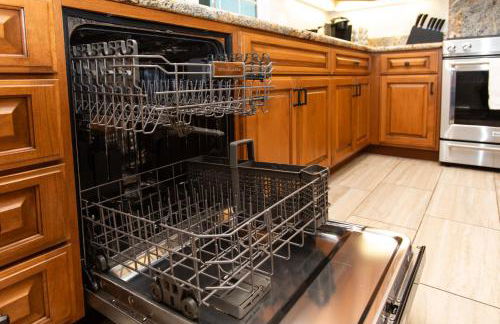 Amethyst Hearth - Family Spa Serenity, Zoo, Beach, Disneyland, Legoland - Foto 54