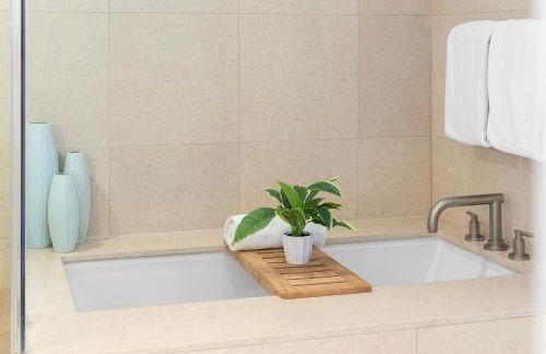 2 Bedroom Private Residence at Carillon Miami Resort -522 - Foto 56