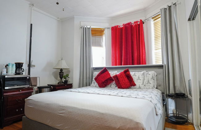 The Bergen Nest 2BR - Photo 18