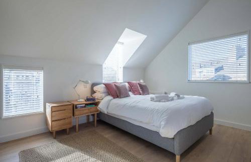 Beautiful Central Apt With Parking - Foto 3