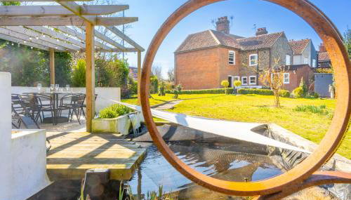 Swift Host - Flint Cottage - 2 Bedroom - Close to River - Parking - Foto 1, Garden, Garden view