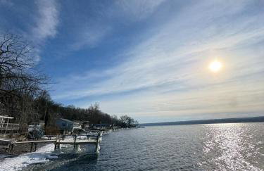 Cozy Lakefront Cottage - Foto 52