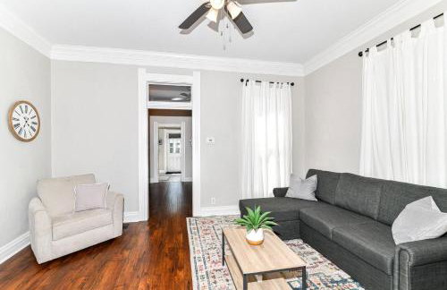 Cheerful 2-Bedroom Cottage in Downtown Noblesville - Foto 11