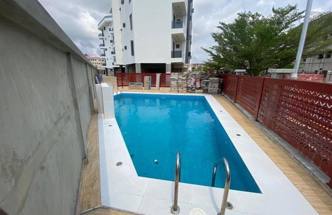 Sleeps 4 With Pool Access - Photo 17