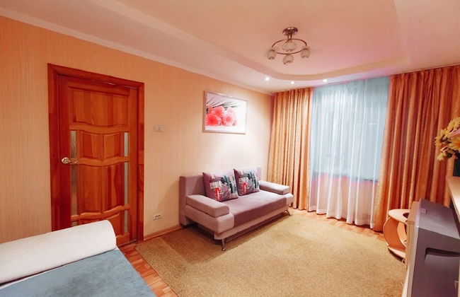 Apartment near Central Square - Photo 9