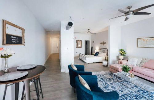 The Sanctuary Company Johnson City - Foto 27