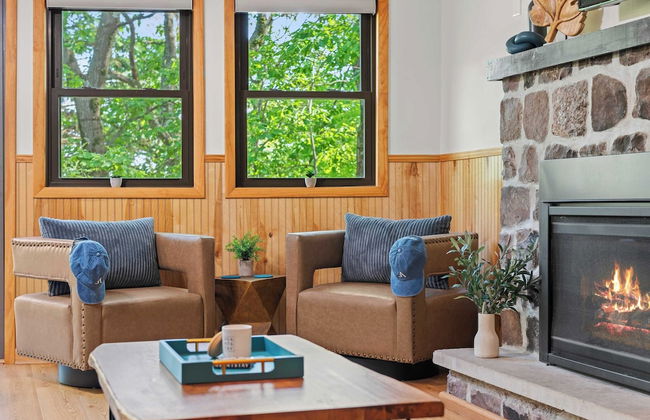 Summit Shores Tranquil Escape Designed for Groups w/ Hot Tub, Fire Pit + Game Room - Foto 5