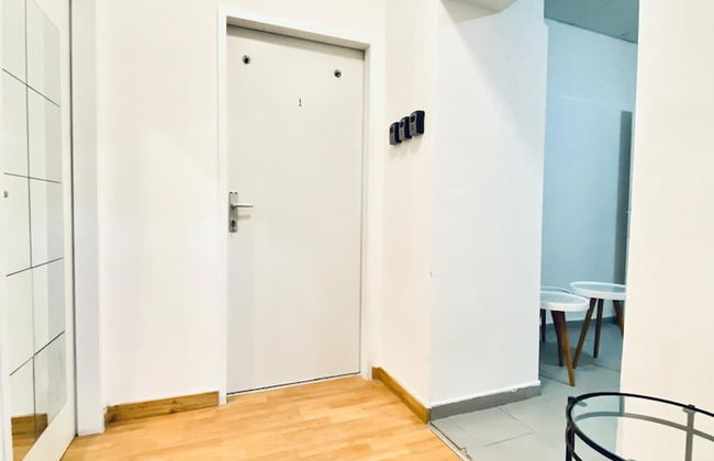 Sweet 3BR Apt in a Quiet Neighborhood - Foto 17