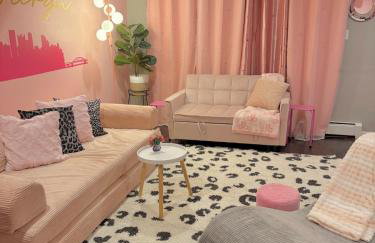 Pinksburgh pet-friendly by Strip, stadium, skyline - Foto 6