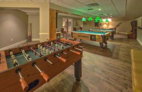 Enjoy snowball fights or romantic nights in a 1BD vacation apartment - Foto 26