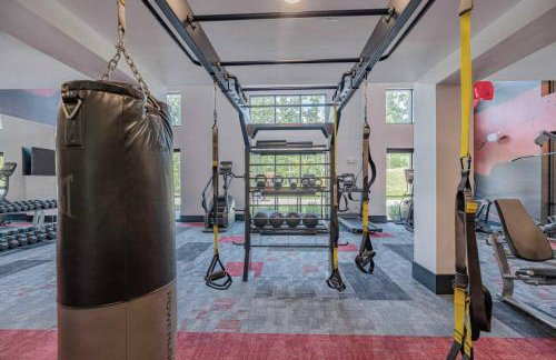 Birmingham Luxury Apt, near everything - Photo 43