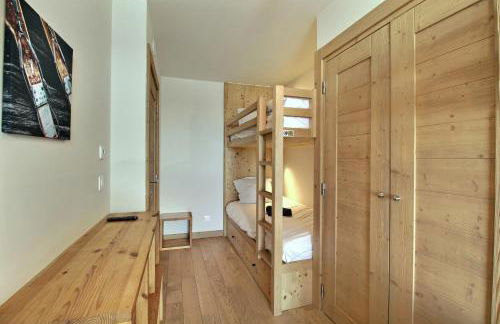 ARC 1600, LE RIDGE, Appartement 10 personnes Duplex Vue Montagne - ski aux pieds - Sauna, Hammam, Piscine, Salle de salle de sport-fitness - Foto 33