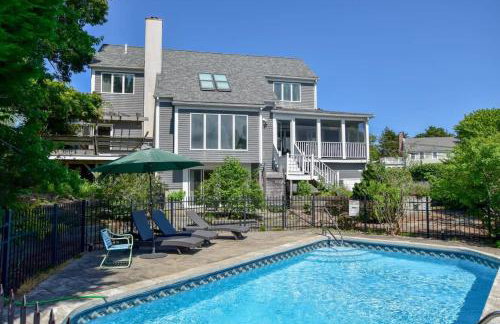 Stunning Home with In-Ground Pool - Photo 1