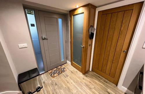 The Tower, 1 bed 1850's Tiny House - Foto 12