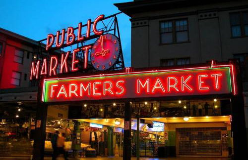 DT Designer's 2BR Condo Parking Tub Pool - 99 walk score - Foto 36