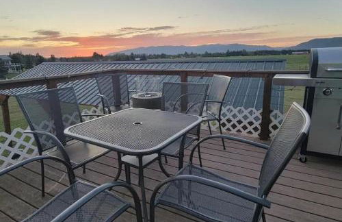 Charming Chalet Close to GNP, Downtown & Game Room! - Foto 54