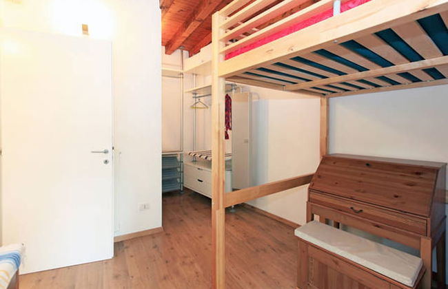 Cozy House - Photo 28